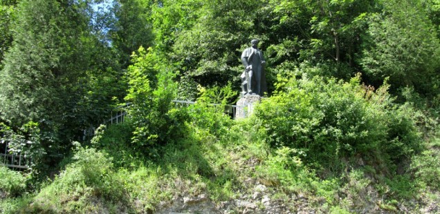 Пам’ятник Тарасу Шевченку у Тюдові